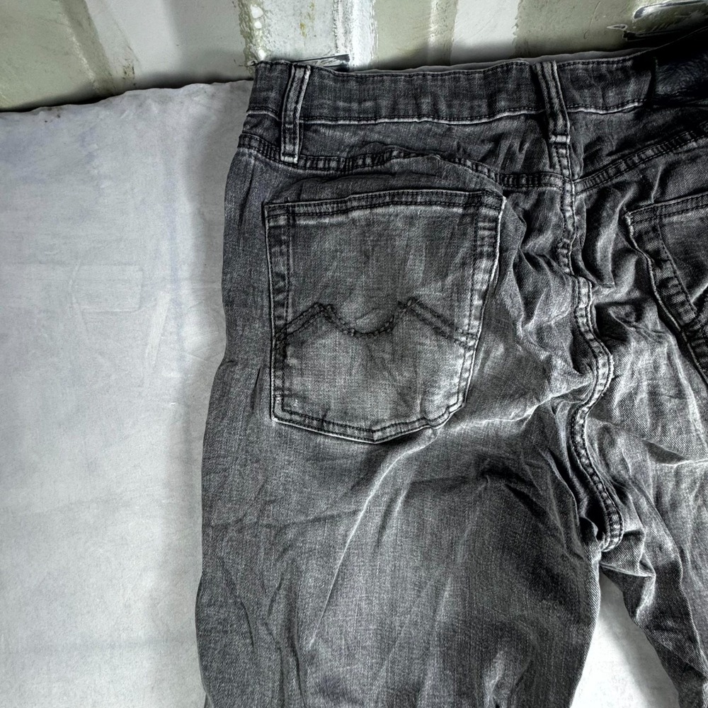 Urban Star Classic Jeans Mens 36x30 Gray Denim Cotton Stretch Slim Straight Leg - Picture 7 of 16